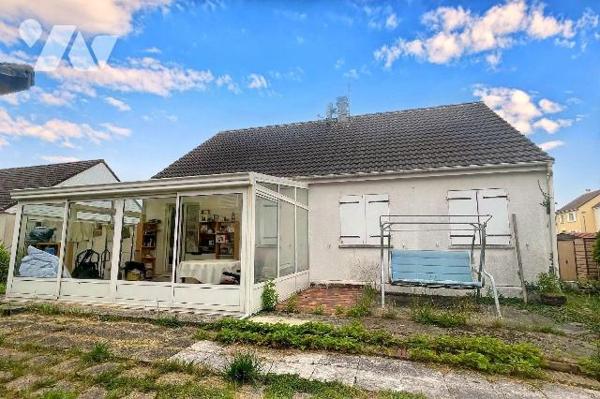 Maison à vendre à Nogent-le-Rotrou (28400) en Eure-et-Loir (28)

Située à Nogent-le-Rotrou, q...