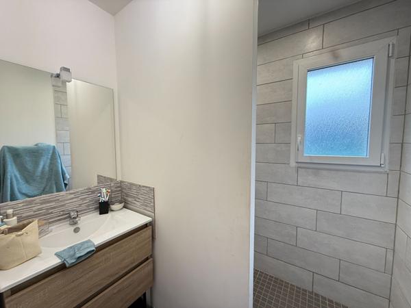 Maison 3 chambres - vie de plain pied - garage - BOUERE