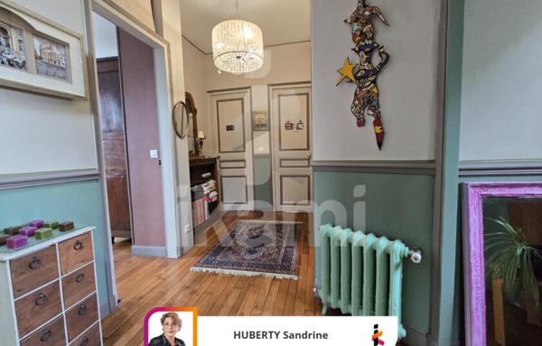 Livry Gargan, secteur Jacob grande maison de 220 m2 idéal artisan ou profession libérale