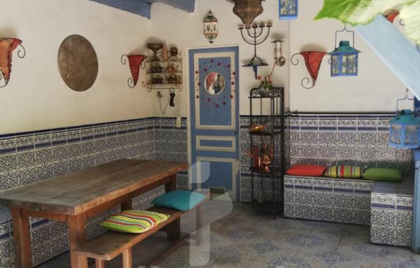 Livry Gargan, secteur Jacob grande maison de 220 m2 idéal artisan ou profession libérale