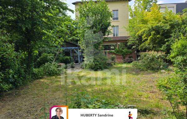 Livry Gargan, secteur Jacob grande maison de 220 m2 idéal artisan ou profession libérale