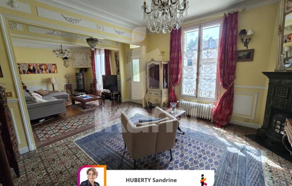 Livry Gargan, secteur Jacob grande maison de 220 m2 idéal artisan ou profession libérale