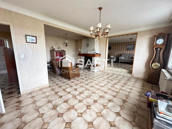 Maison spacieuse, 4 chambres (+1), 2 SDB, 2 garages