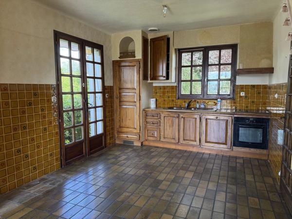 Vente                                                      Maison
                        
                     4 pièces                      147 m2                     à Onet-le-Château