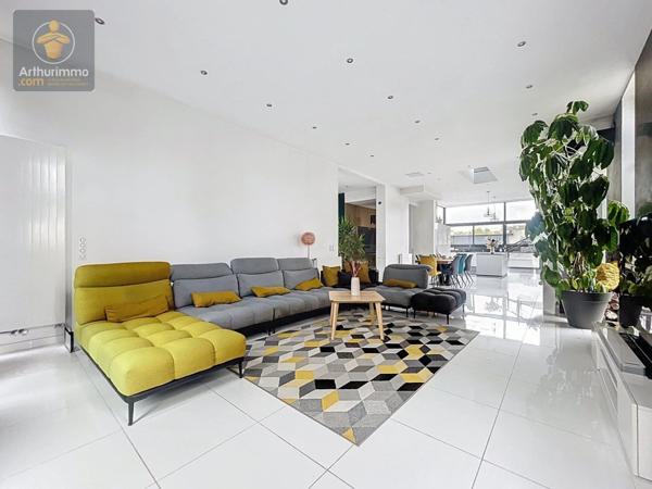 Vente Maison 7 pièces 190 m2 à Varennes-Jarcy