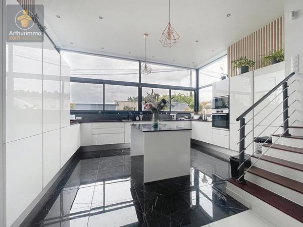 Vente Maison 7 pièces 190 m2 à Varennes-Jarcy