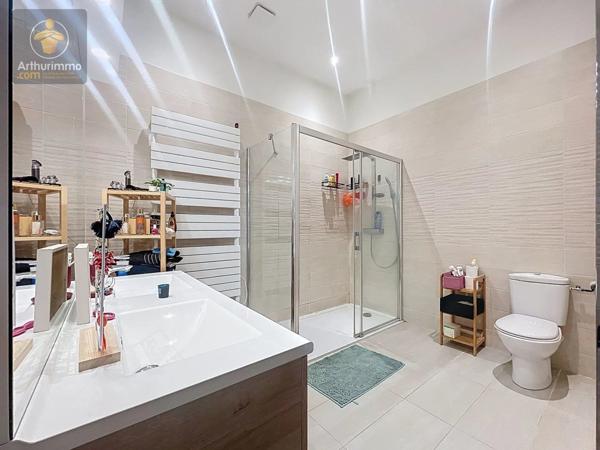 Vente Maison 7 pièces 190 m2 à Varennes-Jarcy