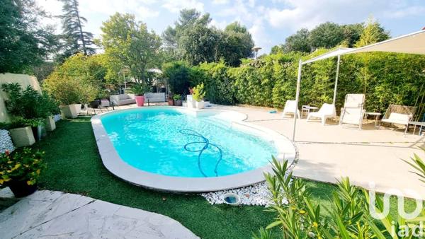 Maison à vendre 4 pièces 140 m² Saint-Maximin-la-Sainte-Baume