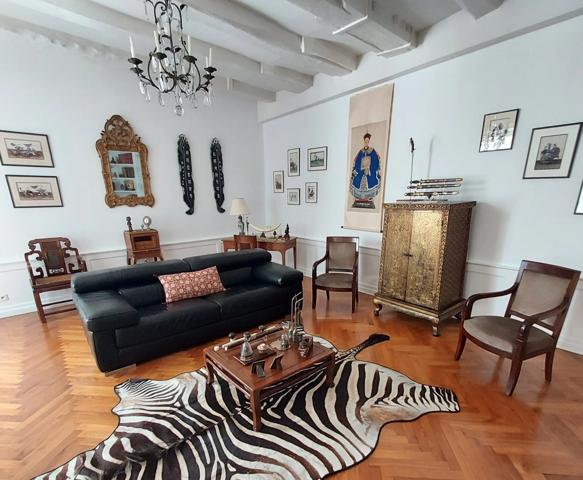 Immeuble à vendre VANNES (56)