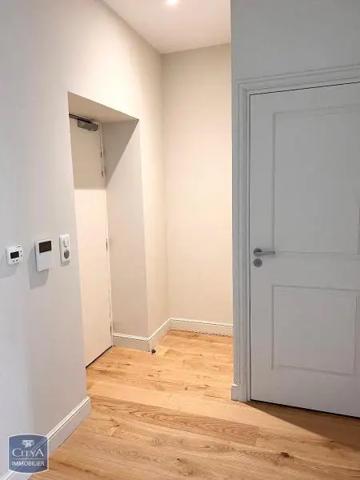Appartement à louer 2 pièces 39.5m² Fontenay-le-Comte (85200)