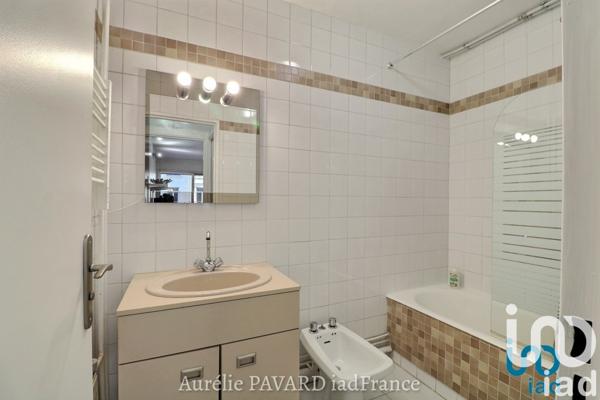 Appartement 6 pièces de 160 m² à Marseille (13006)