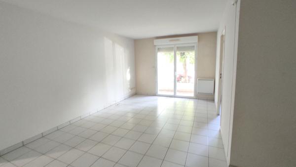 Bel appartement type 3 situé en rez de chaussée