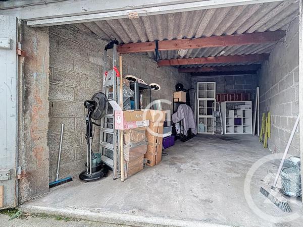 Parking à vendre  12 m2 MONTREUIL - 93