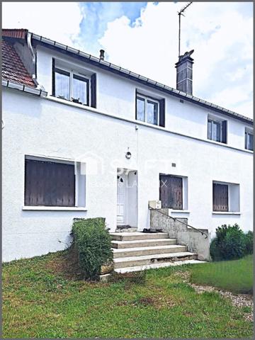 Spécial Investisseur : Immeuble composé de 3 appartements loués – à PERCENEIGE