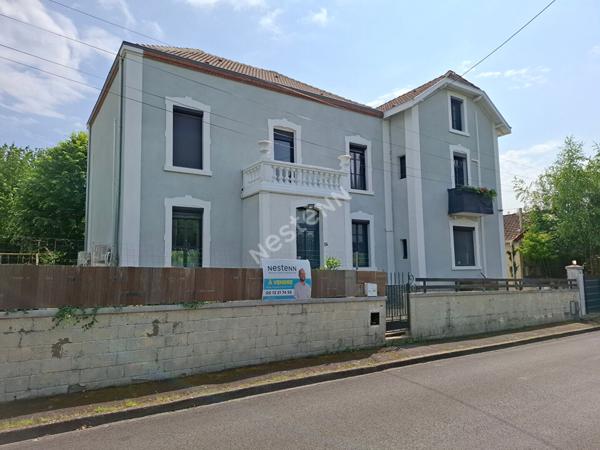 Maison Montceau Les Mines 12 pieces, 7 chambres, 3 sdb et 3 WC, 250 m2 avec un terrain de 1622m2