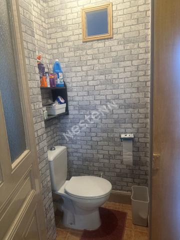 Maison Montceau Les Mines 12 pieces, 7 chambres, 3 sdb et 3 WC, 250 m2 avec un terrain de 1622m2