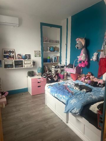 Maison Montceau Les Mines 12 pieces, 7 chambres, 3 sdb et 3 WC, 250 m2 avec un terrain de 1622m2