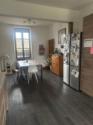 Maison Montceau Les Mines 12 pieces, 7 chambres, 3 sdb et 3 WC, 250 m2 avec un terrain de 1622m2