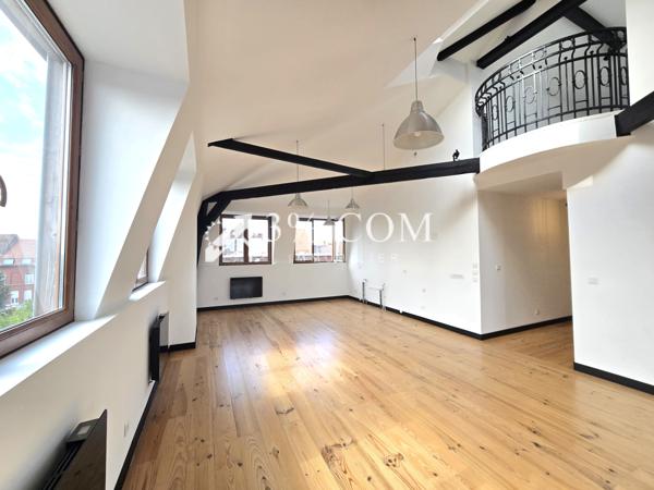 Loft
                                                                                                                                                                                                                                                                                                                        4 pièce(s)                                                                                                                                                                                                          2 chambre(s)                                                                                                                                                                                                          91  m²