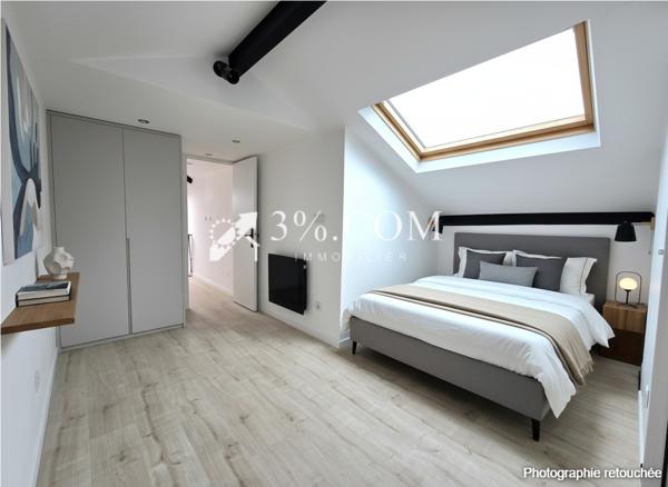 Loft
                                                                                                                                                                                                                                                                                                                        4 pièce(s)                                                                                                                                                                                                          2 chambre(s)                                                                                                                                                                                                          91  m²