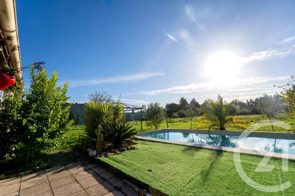 Maison à vendre  8 pièces - 167 m2 SAUJON - 17