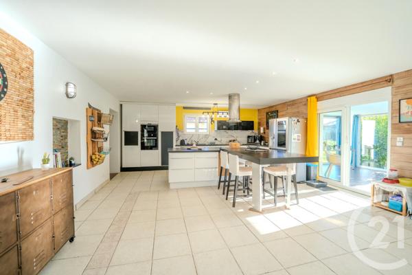 Maison à vendre  8 pièces - 167 m2 SAUJON - 17