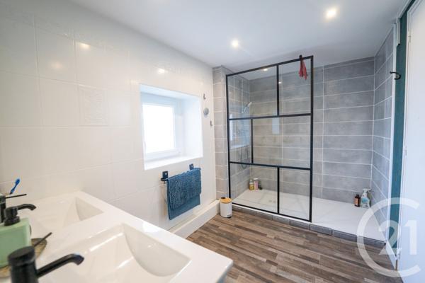 Maison à vendre  8 pièces - 167 m2 SAUJON - 17