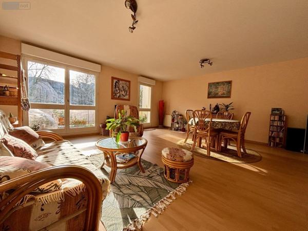 Appartement à vendre à Rennes en Ille-et-Vilaine (35000), ref : VR/73 Longs Champs