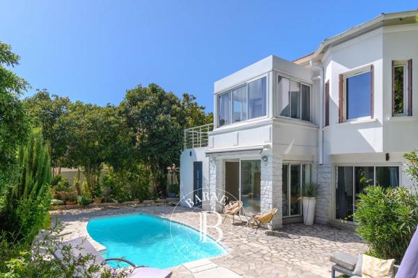 Marseille 8ème, Villa 4 Chambres -  145 m² à vendre