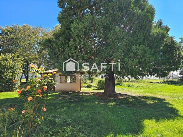 Propriété de 2 maisons, jardin, multiples projets