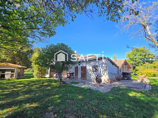 Propriété de 2 maisons, jardin, multiples projets