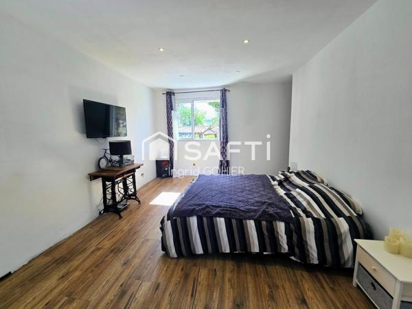 Propriété de 2 maisons, jardin, multiples projets