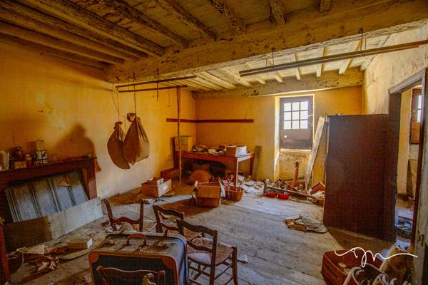 Mauvezin (32120) Grande maison de ville de 400m2 + commerce à rénover