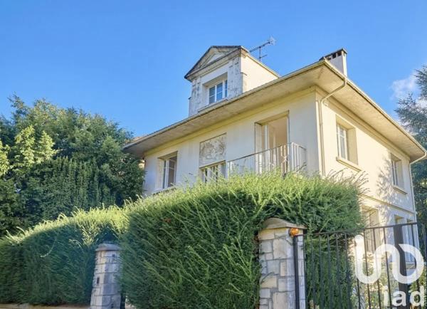 Maison à vendre 8 pièces 186 m² Sceaux