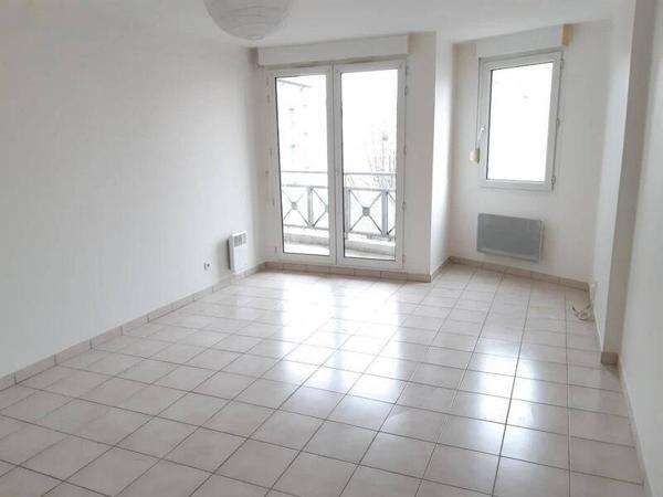 Appartement 2 pièces                                        - 69100 Villeurbanne Réf : 5245