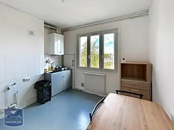 Appartement à louer 3 pièces 66.25m² Saint-Brieuc (22000)
