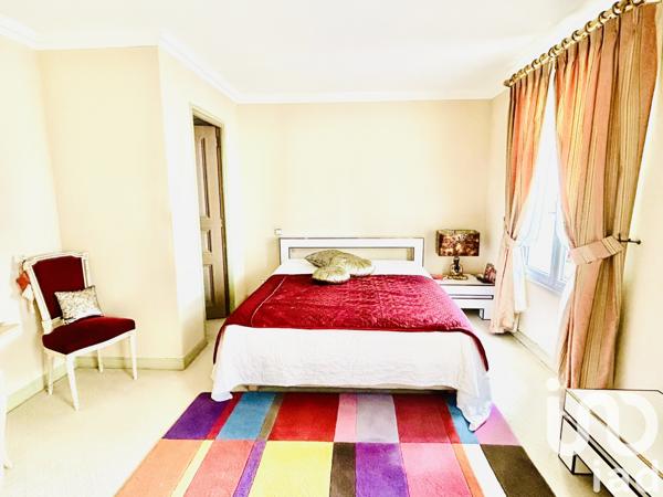 Maison à vendre 7 pièces 200 m² Fontainebleau