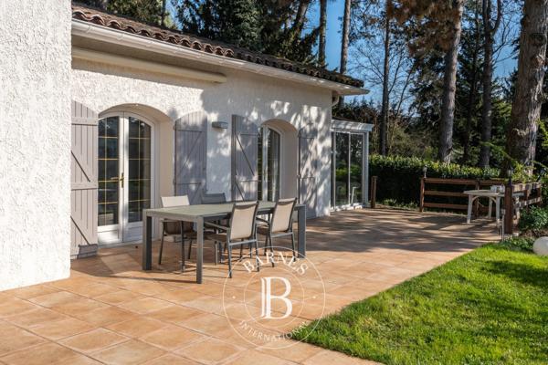 Limonest, Maison 4 Chambres -  173 m² à vendre