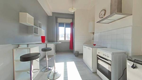 Appartement 1 pièce                                        - 42000 Saint-Étienne Réf : 12966