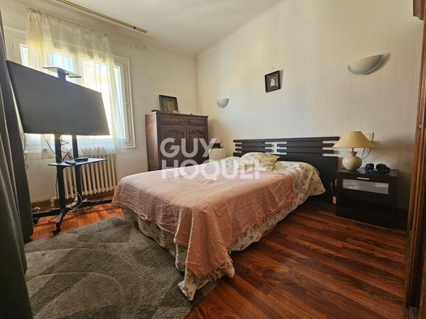A vendre à PERPIGNAN (66000) Quartier Les Remparts appartement T4 à vendre avec garage et jardin commun