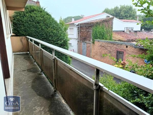 Appartement à louer 2 pièces 45.65m² Montauban (82000)