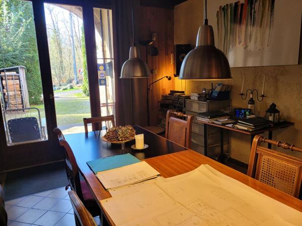 grand maison 379 m2, 14 pièces, isolée, avec étang