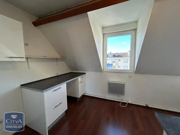 Appartement à louer 5 pièces 84.64m² Beauvais (60000)