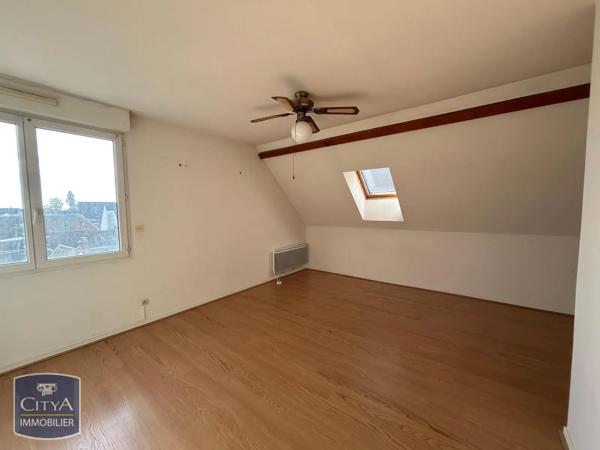 Appartement à louer 5 pièces 84.64m² Beauvais (60000)