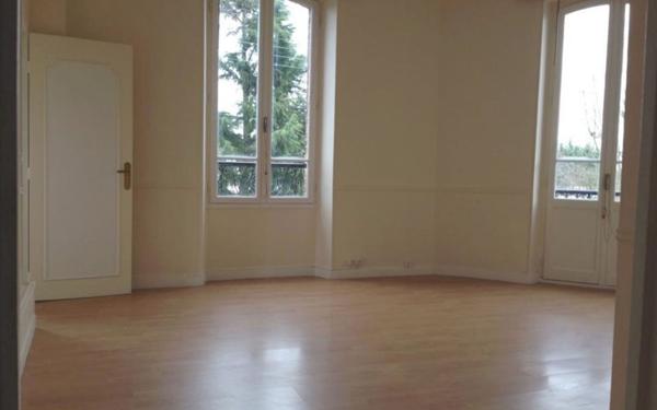 Appartement à louer    2 pièces •  Neuilly-Plaisance