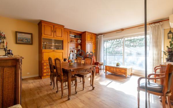 Appartement à vendre    3 pièces • 65,69 m2 Saint-Maurice