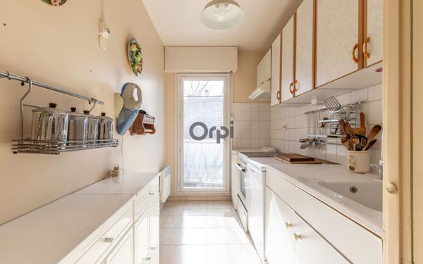 Appartement à vendre    3 pièces • 65,69 m2 Saint-Maurice