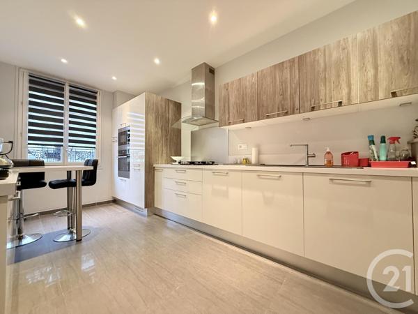 Appartement F4 à vendre  3 pièces - 94,08 m2 ST OUEN - 93