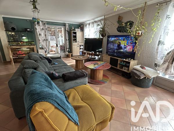 Maison à vendre 7 pièces 275 m² Jonquières-Saint-Vincent
