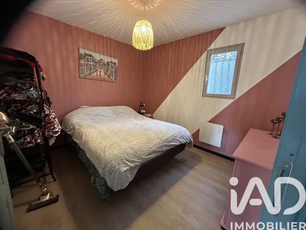 Maison à vendre 7 pièces 275 m² Jonquières-Saint-Vincent